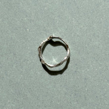 Load image into Gallery viewer, Fagus Ring - Silver