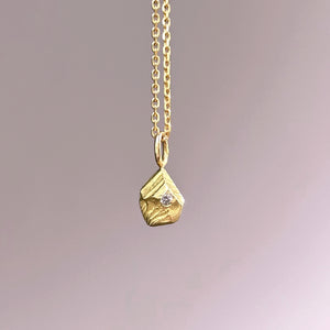 Raw Pebble Pendant - 18K Solid Gold