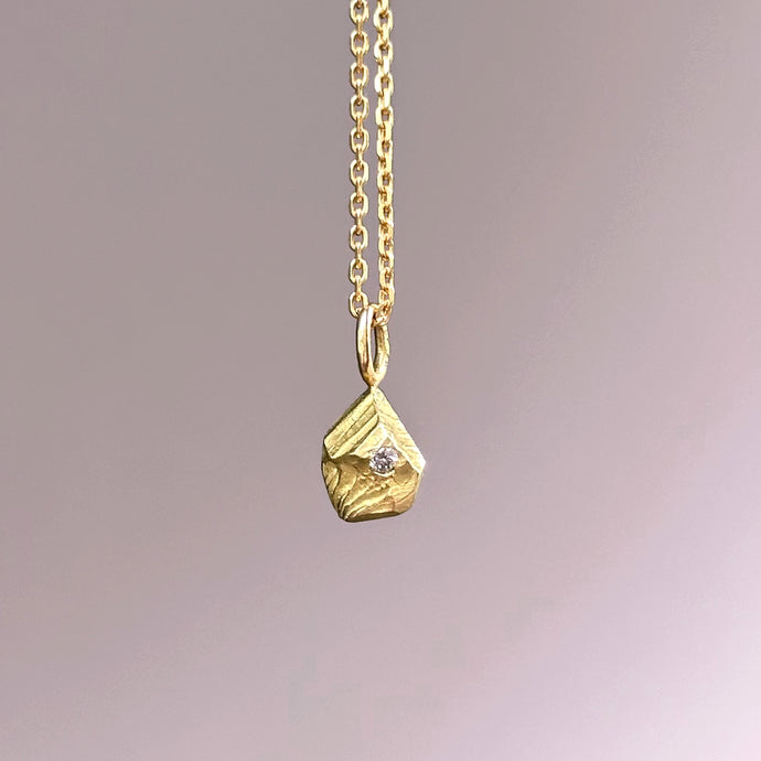 Raw Pebble Pendant - 18K Solid Gold