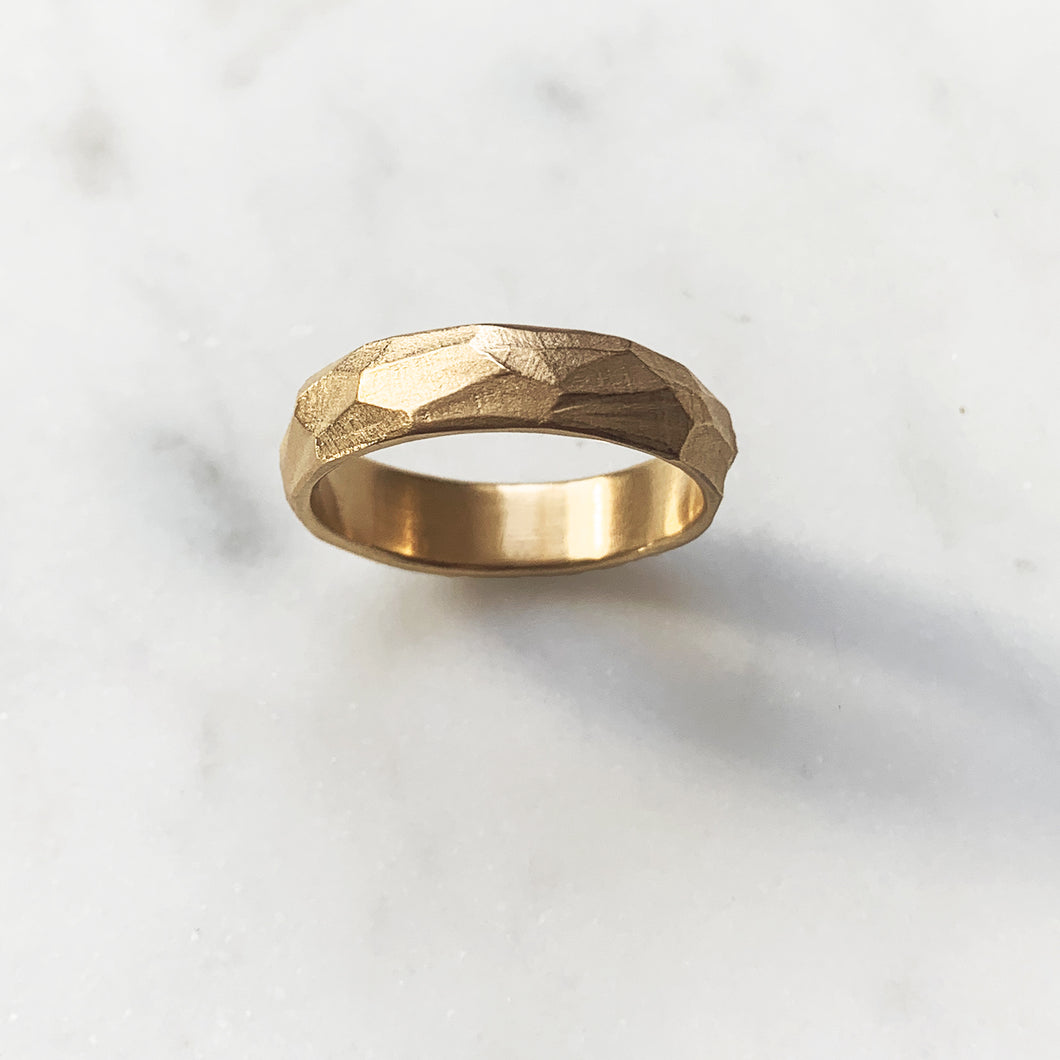 Classic Facet Ring - Solid Gold