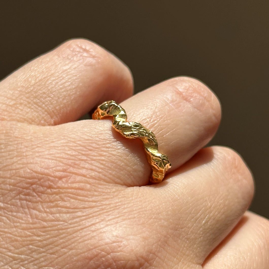 Custom Wave Ring - 18K Gold